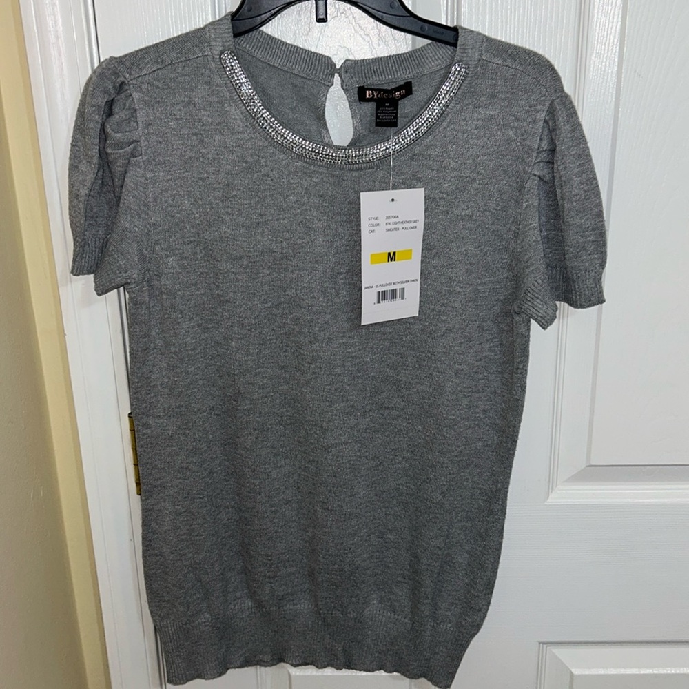 🦋Women Gray Summer Sweater 5/25$